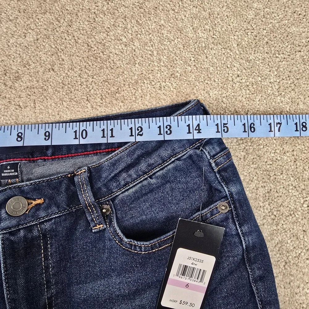 Tommy Hilfiger Tribeca Bootcut Jeans Women‎ Size 6 Dark Wash Boot Cut Denim NWT
